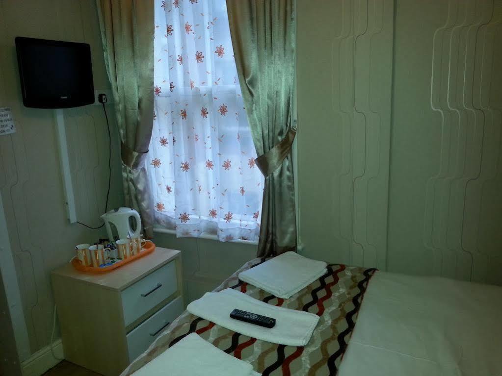 Wallace Hotel ブラックプール エクステリア 写真